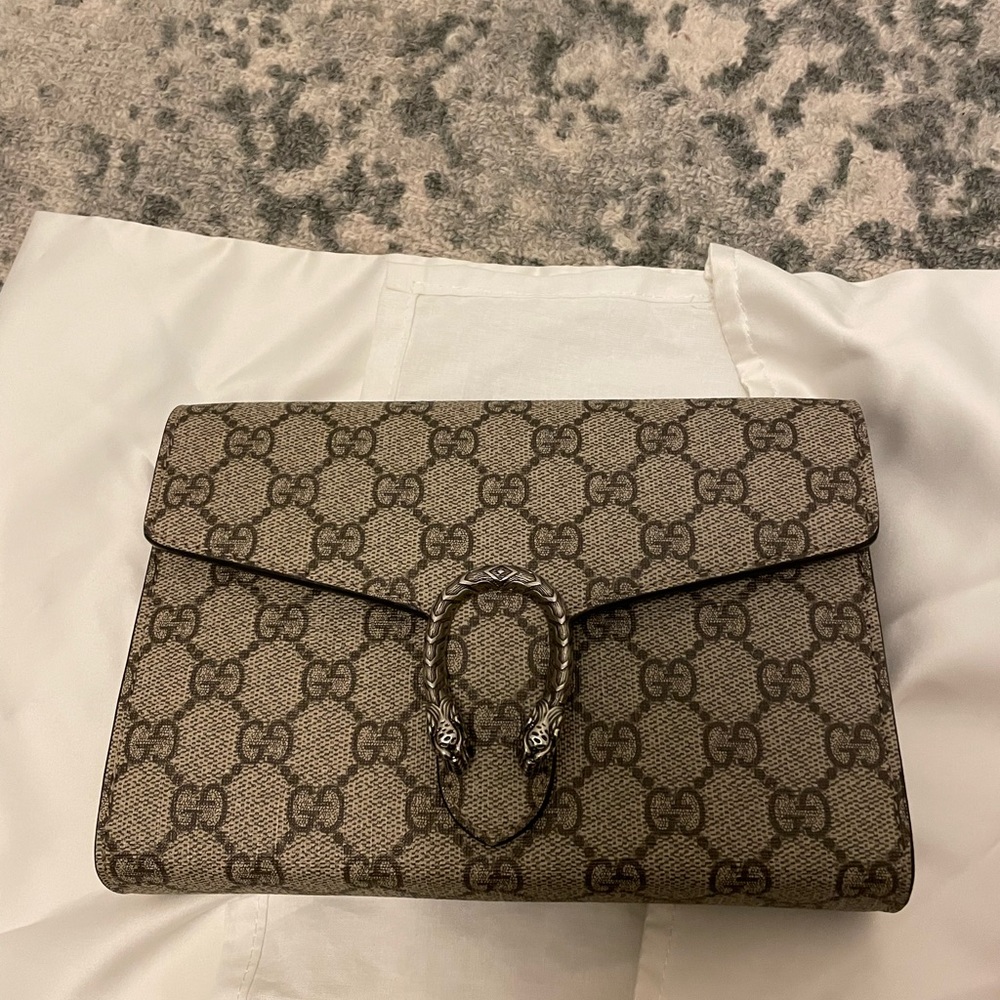 Gucci Dionysus Wallet on Chain